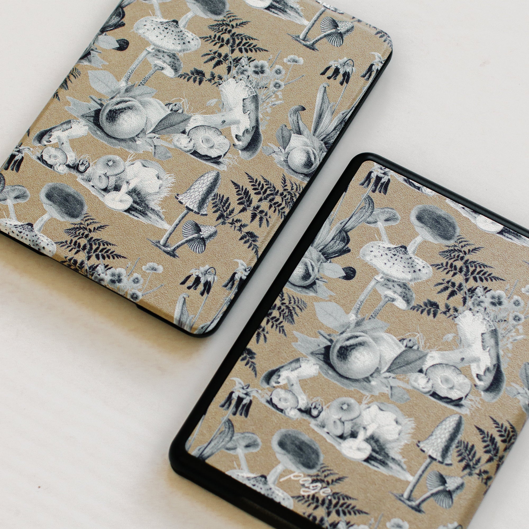 Cottagecore • Kindle Case