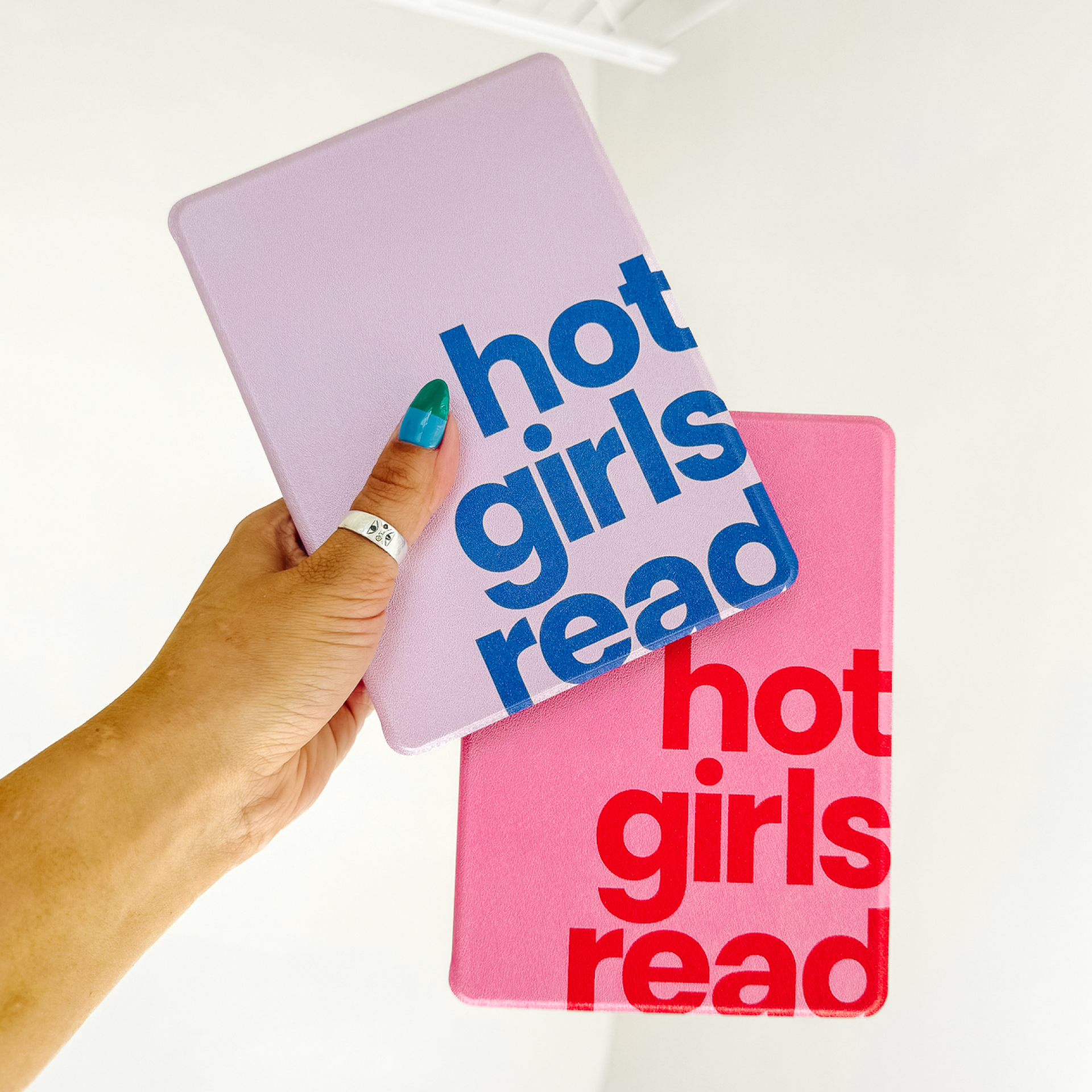 Hot Girls Read • Kindle Case