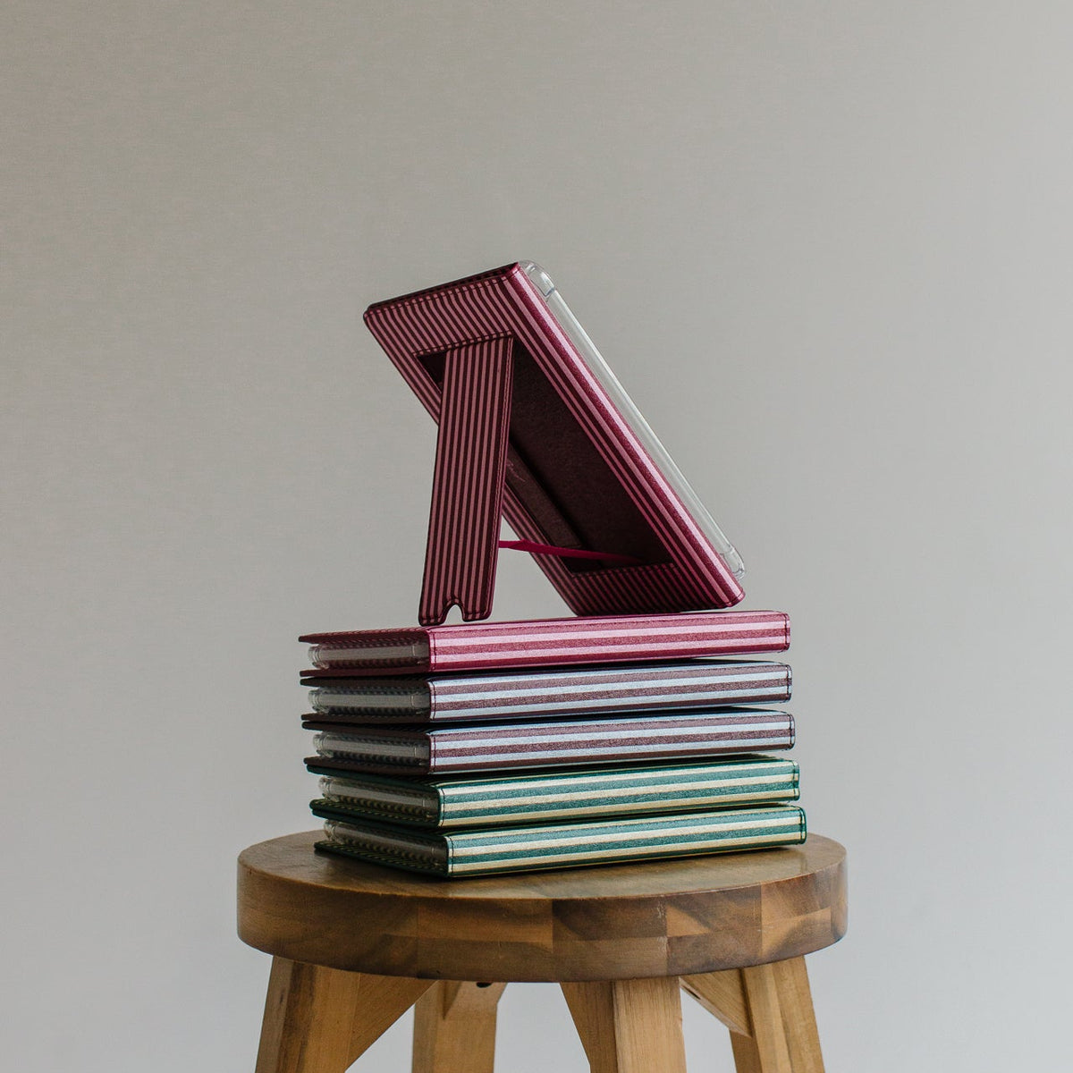 Noteworthy • Deluxe Kindle Case
