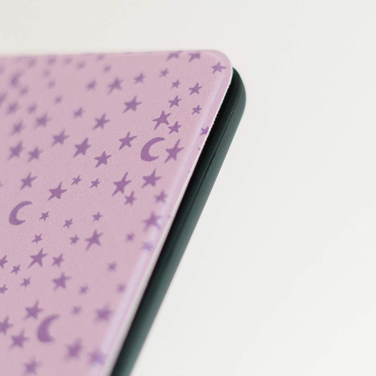 Pixie Dust • Kindle Case – page.