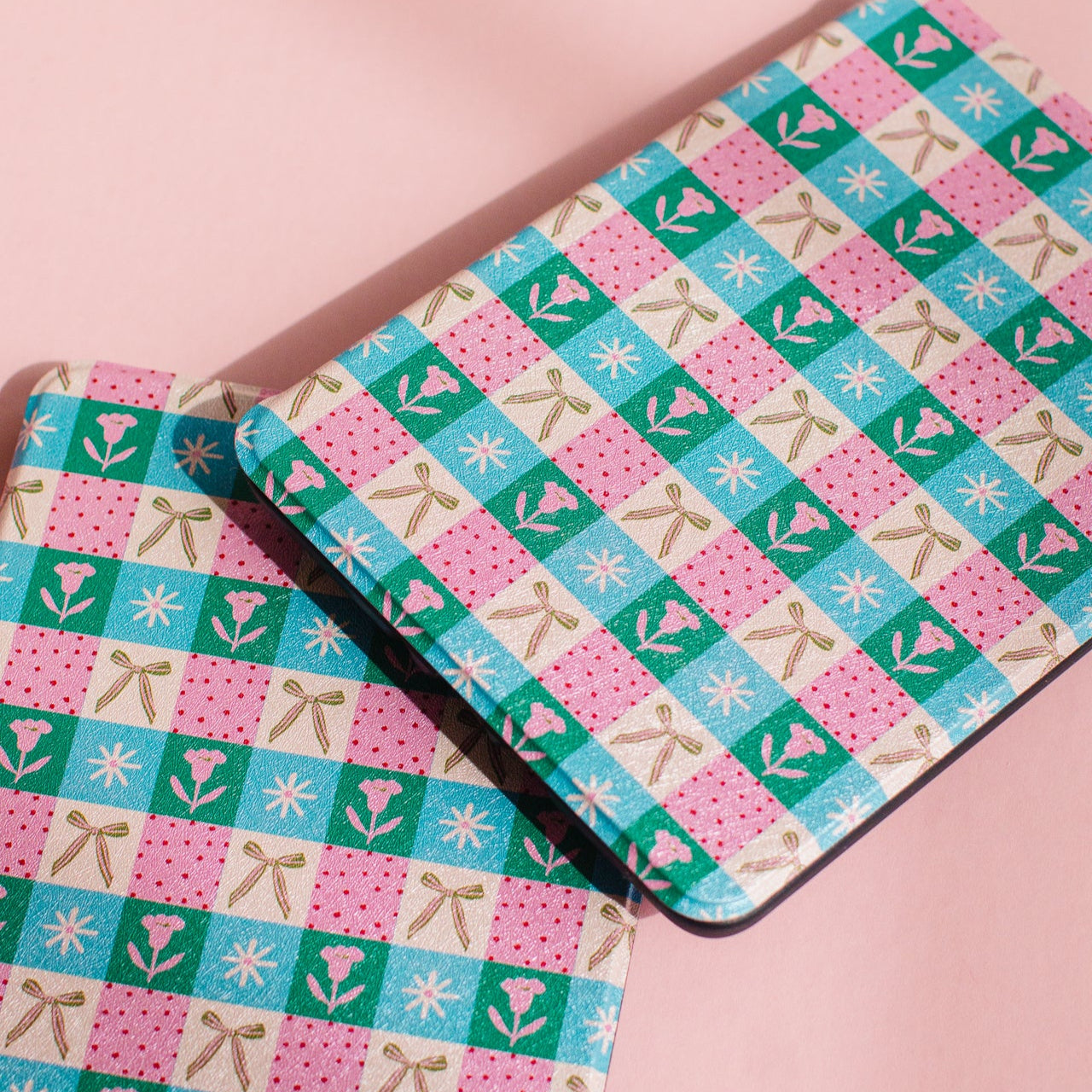 Bows & Blooms • Kindle Case