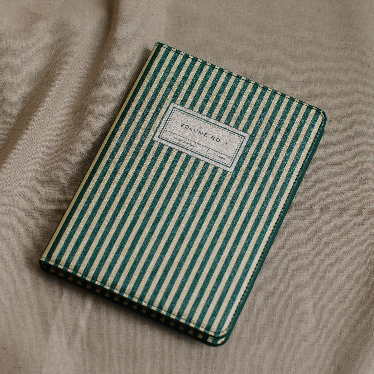 Noteworthy • Deluxe Kindle Case