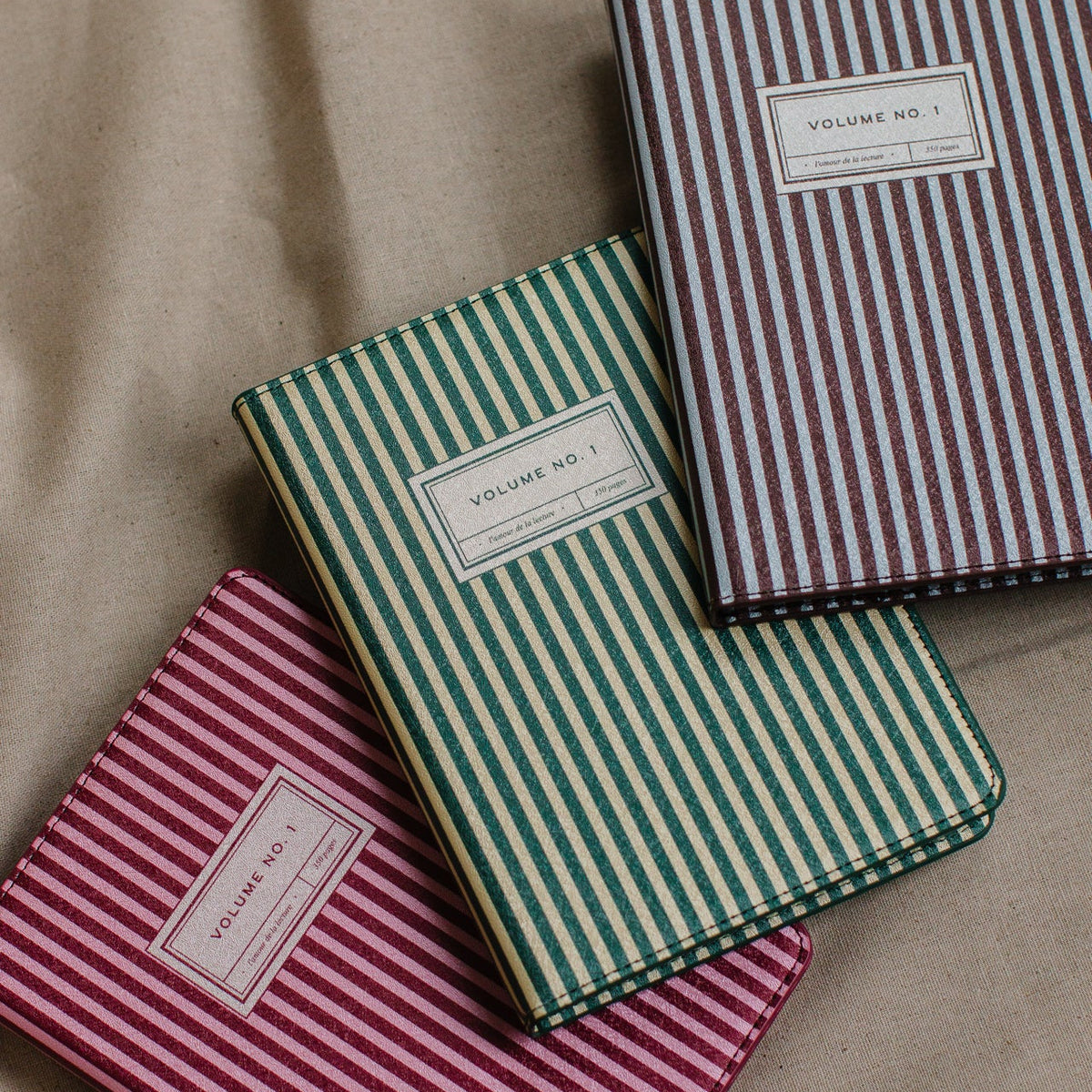 Noteworthy • Deluxe Kindle Case