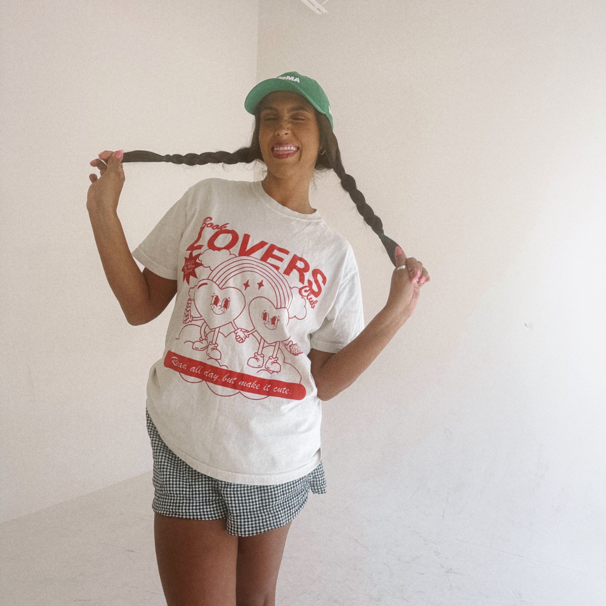 Book Lovers • Tee